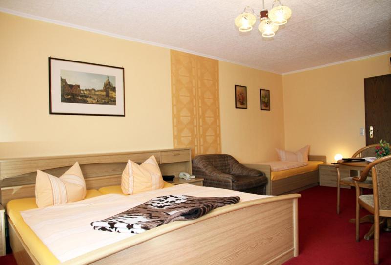 Familienhotel Zur Linde Panschwitz-Kuckau Quarto foto
