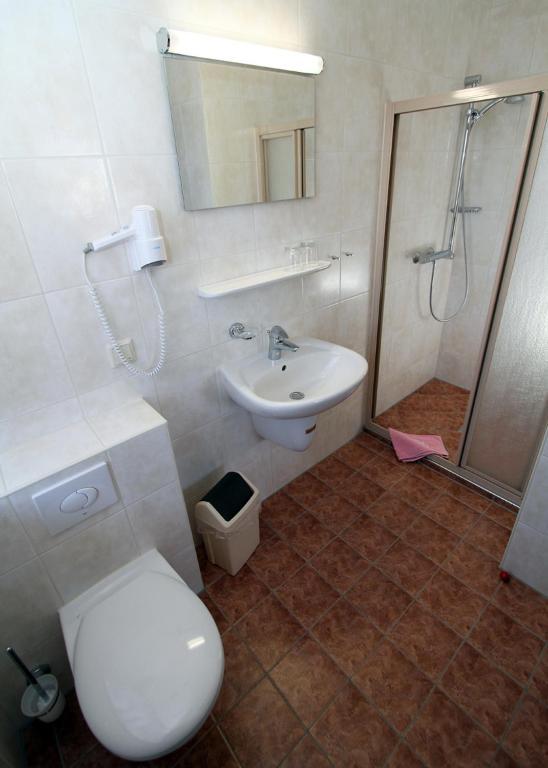 Familienhotel Zur Linde Panschwitz-Kuckau Quarto foto